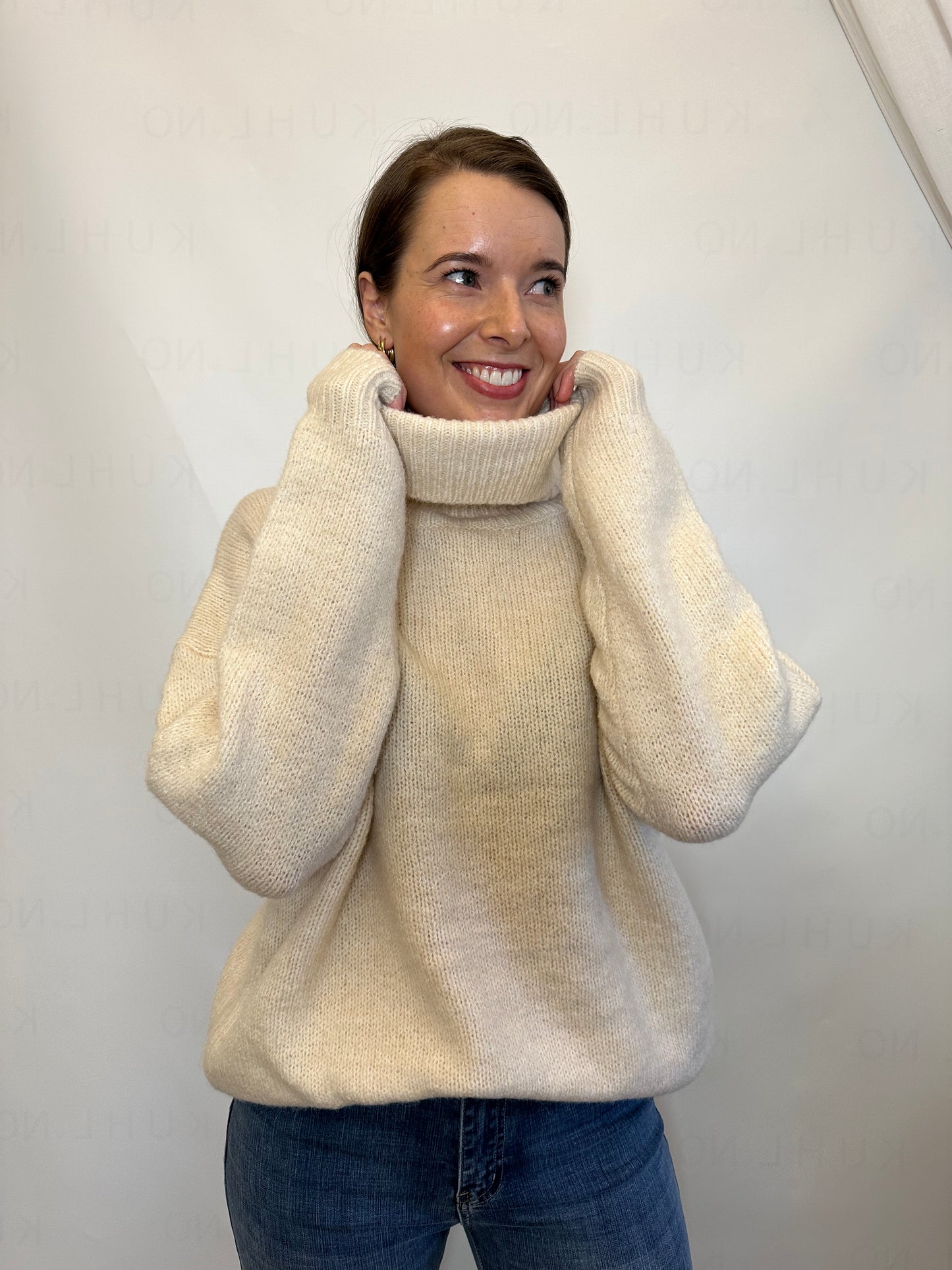 Oversized ull og mohair genser med høy hals